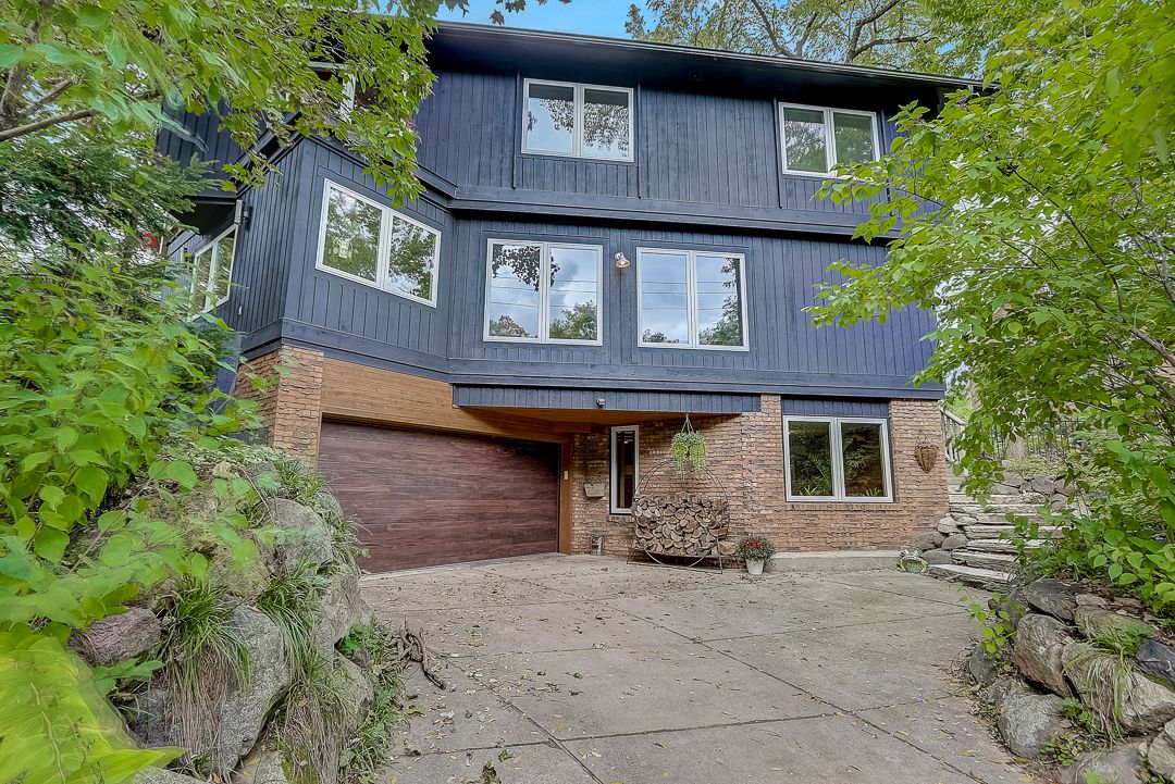 3714 Nakoma Rd Madison, WI 639,900